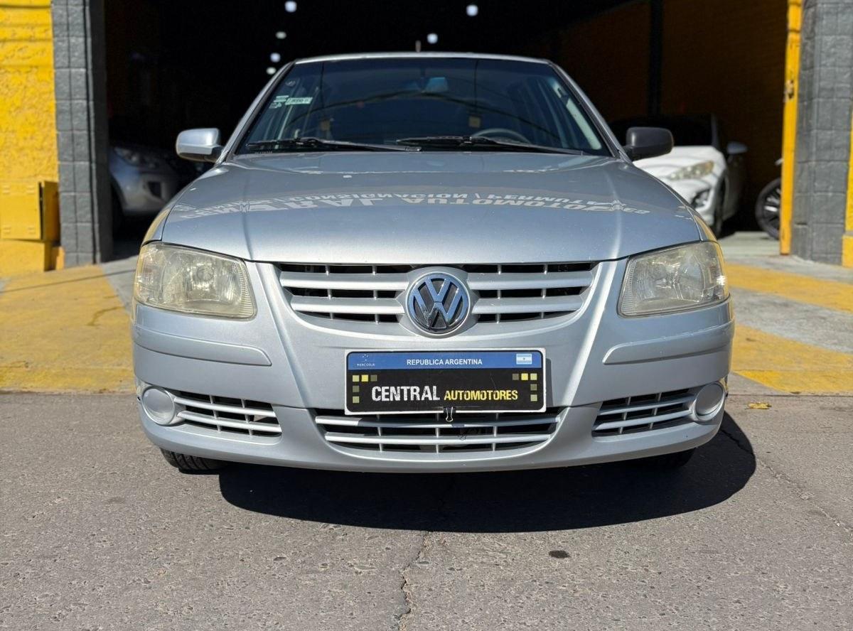 Foto de VOLKSWAGEN GOL 1.4 2011, color gris, en San Juan