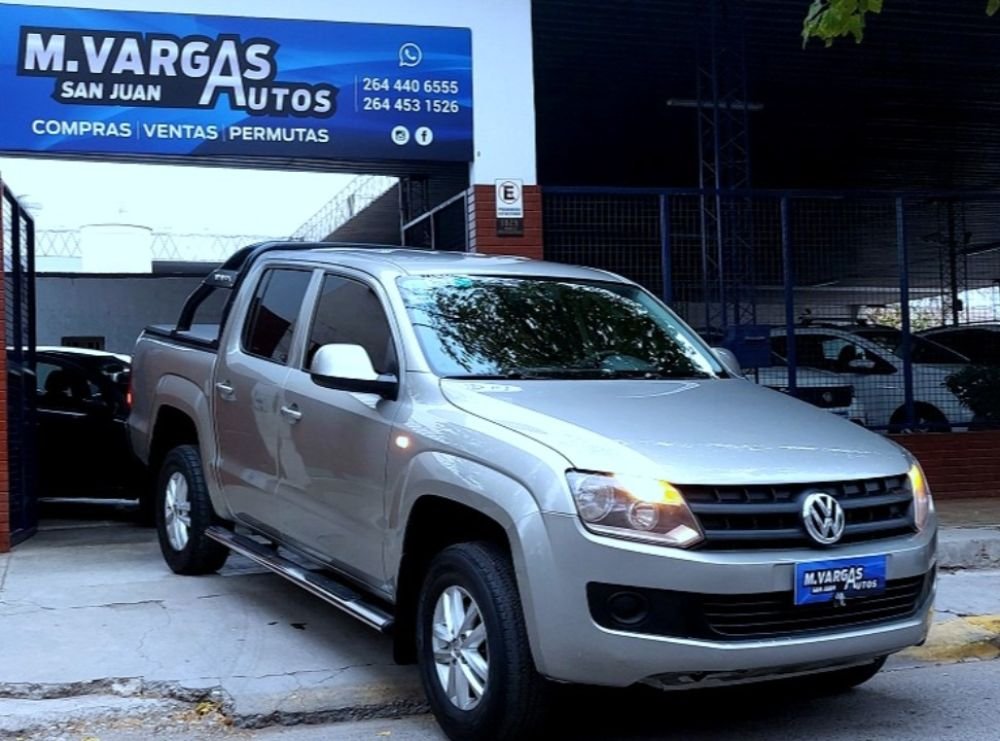 VOLKSWAGEN AMAROK 2,2 starline 140HP vendido por M.vargas Autos