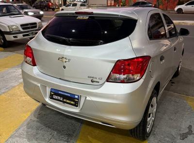 Miniatura de CHEVROLET ONIX LT