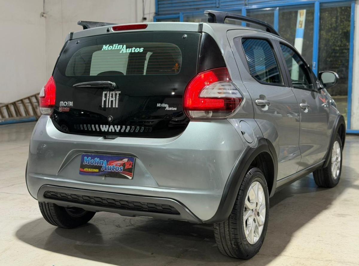 Foto de FIAT MOBI 1.0 Way 2016, color gris, en San Juan