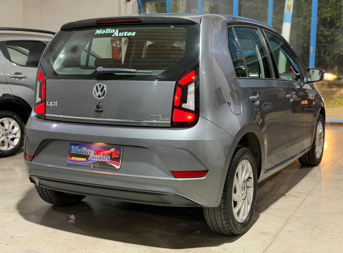 Foto de VOLKSWAGEN UP 1.0 High 2018, color gris, en San Juan