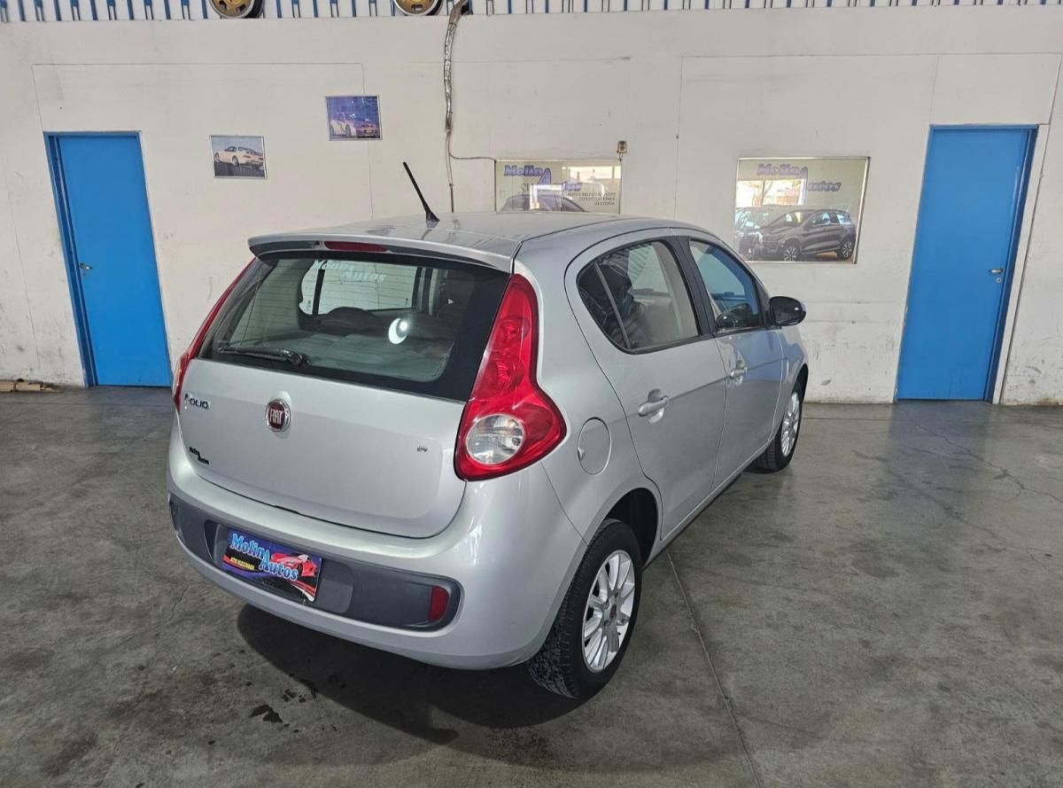 Foto de FIAT PALIO 1.4 Atracttive Top 2015, color plata, en San Juan