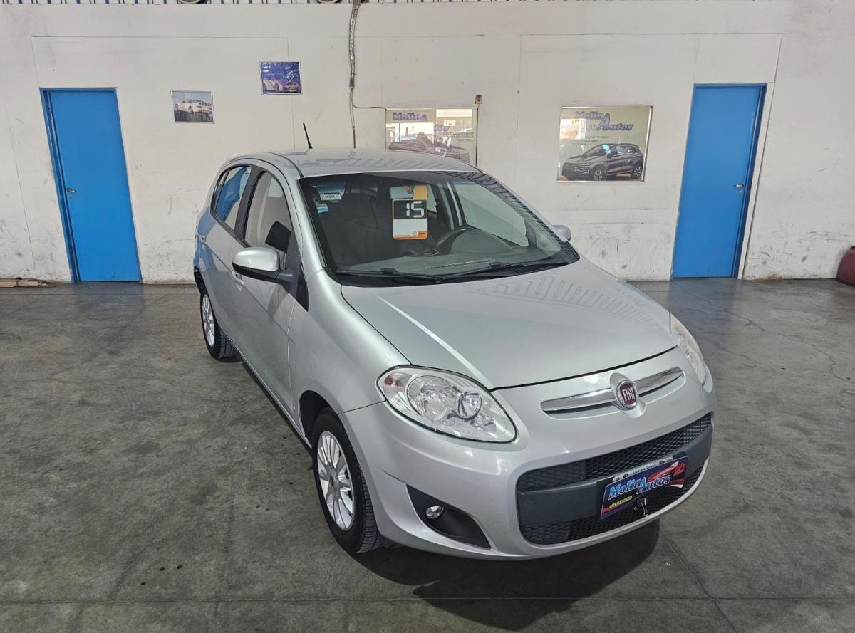 Foto de FIAT PALIO 1.4 Atracttive Top 2015, color plata, en San Juan