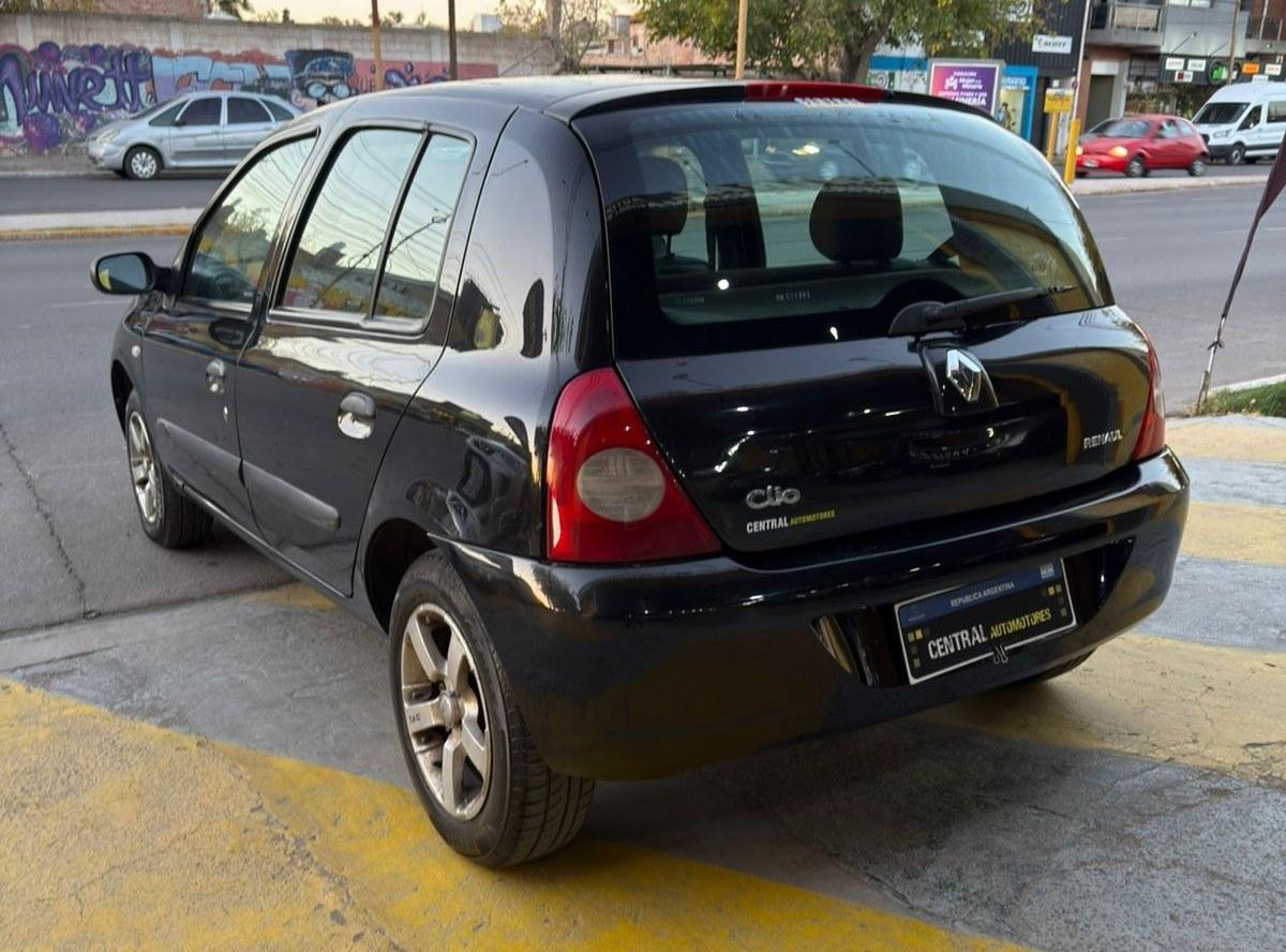 Foto de RENAULT CLIO pack plus 2008, color negro, en San Juan