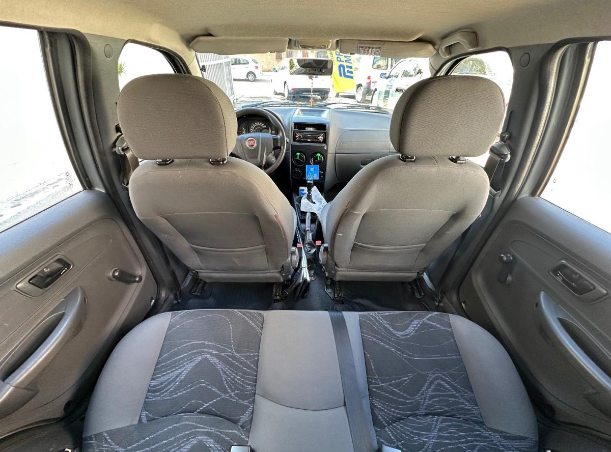 Foto de FIAT PALIO 1.4 fire 2015, color plata, en San Juan