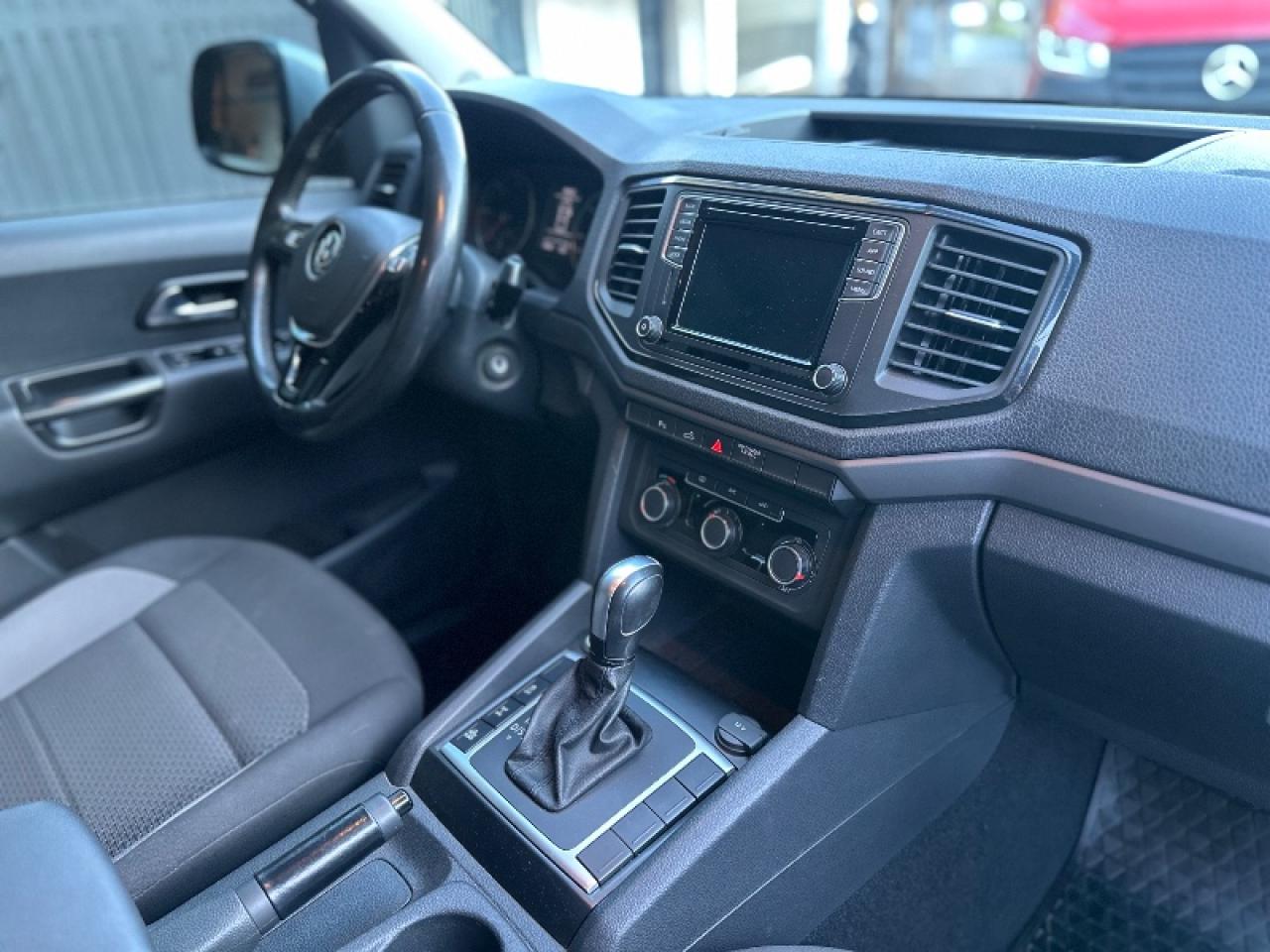 Foto de VOLKSWAGEN AMAROK Confortline Automática 2020, color sin color especificado, en San Juan
