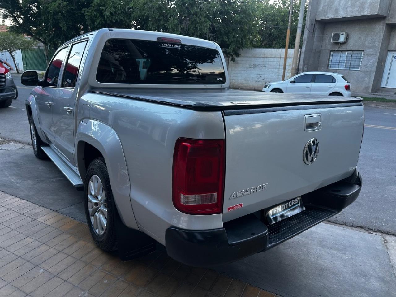 Foto de VOLKSWAGEN AMAROK Confortline Automática 2020, color sin color especificado, en San Juan