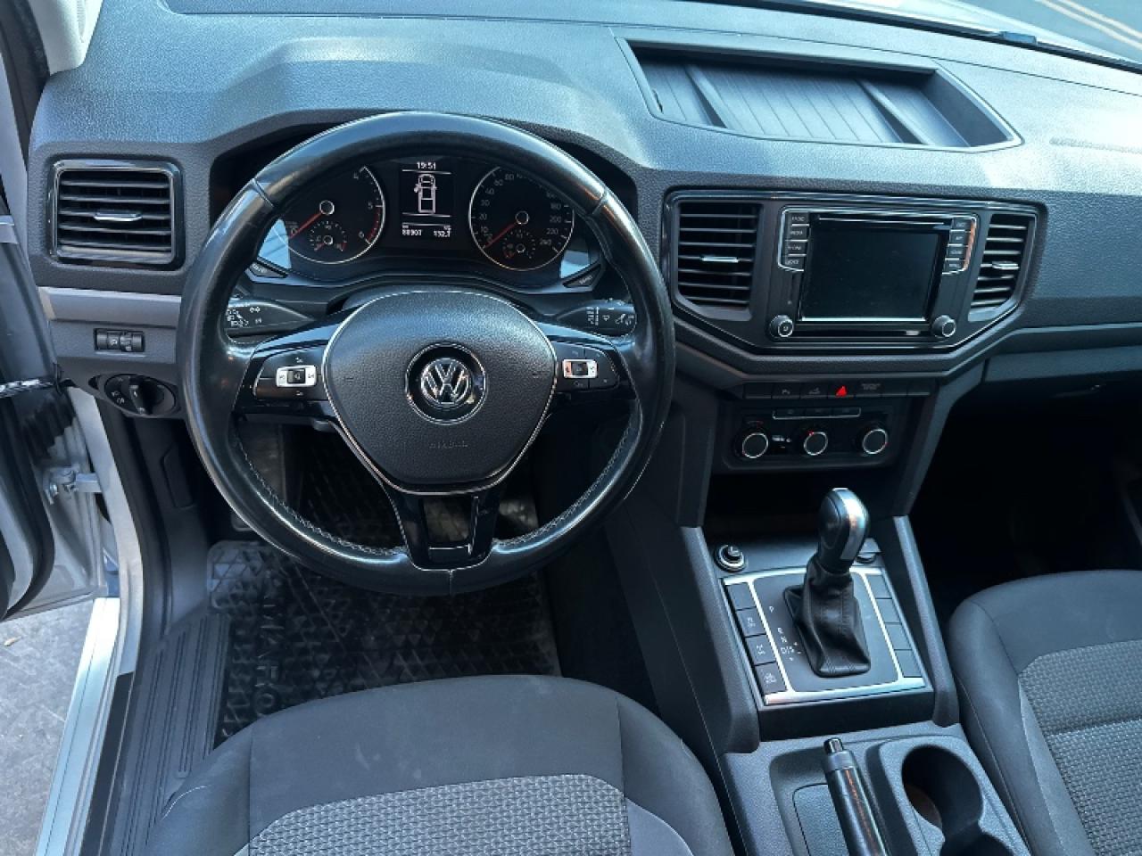 Foto de VOLKSWAGEN AMAROK Confortline Automática 2020, color sin color especificado, en San Juan