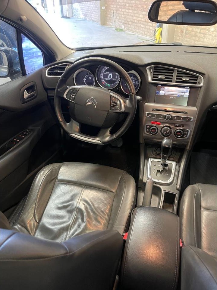 Foto de CITROEN C 4 1.6 luonge 2017, color gris, en San Juan