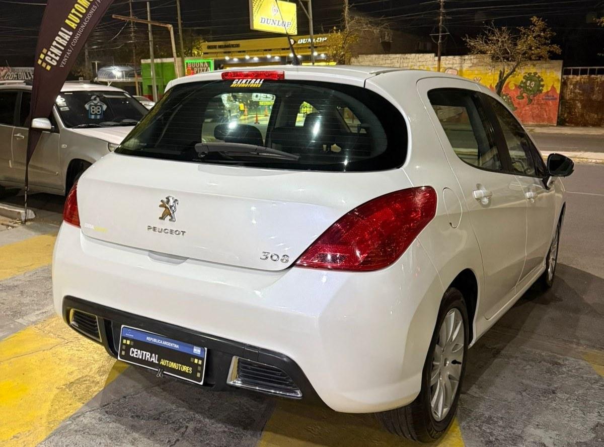 Foto de PEUGEOT 308 ALLURE 2015, color blanco, en San Juan