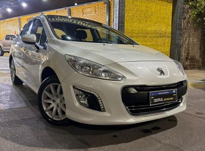 Foto de PEUGEOT 308 ALLURE 2015, color blanco, en San Juan