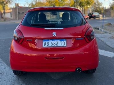Miniatura de PEUGEOT 208 1.6 16v Active