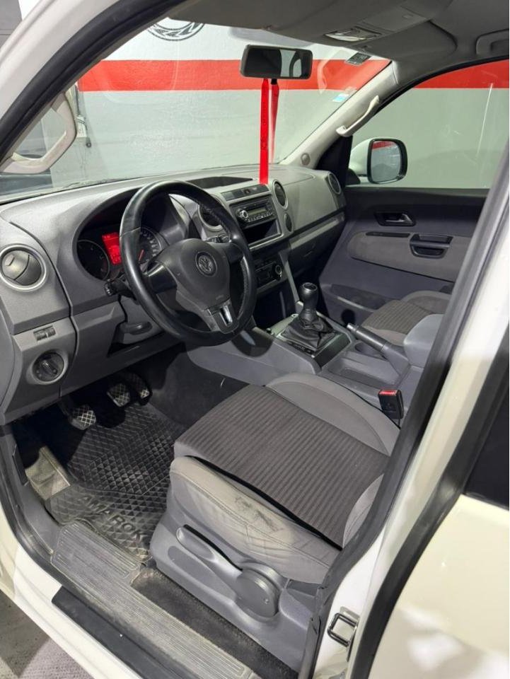 Foto de VOLKSWAGEN AMAROK HIGHLINE 4X4 2010, color blanco, en San Juan