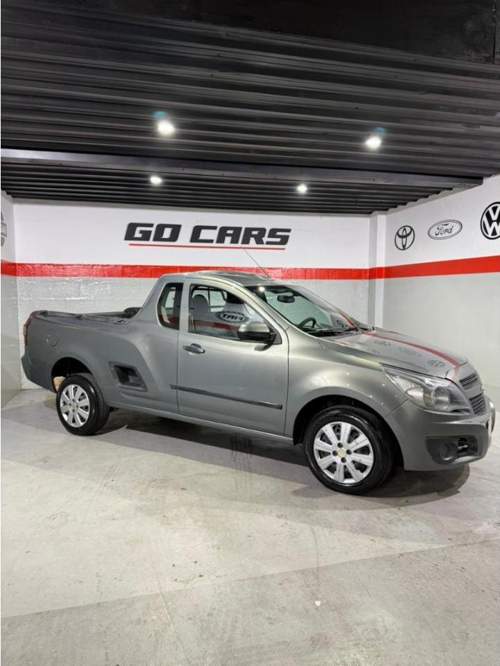 Foto de CHEVROLET MONTANA 1.8 LT 2013, color gris, en San Juan