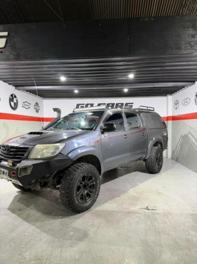 TOYOTA HILUX 3.0 SR 4X4 publicado por Go Cars