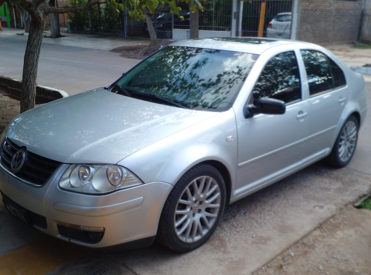 Foto de VOLKSWAGEN BORA 1.9 TDI Trendline 2013, color gris, en San Juan