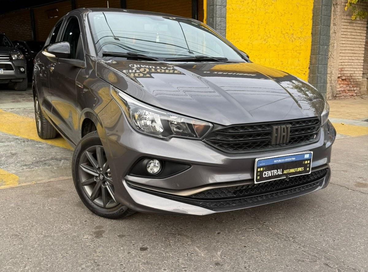 Foto de FIAT CRONOS s design 2023, color gris, en San Juan
