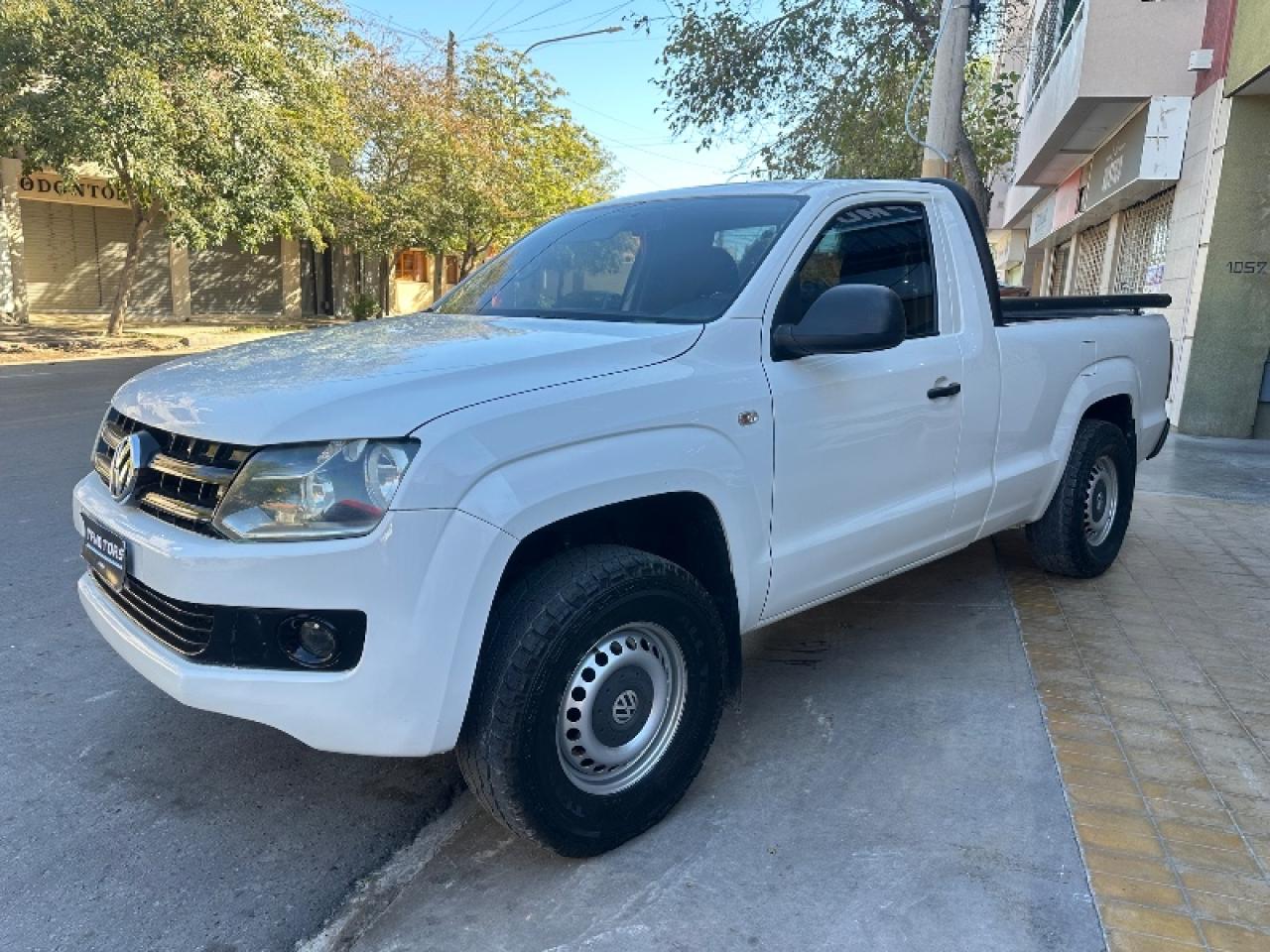 Foto de VOLKSWAGEN AMAROK Starline 4x2 S/C 2014, color blanco, en San Juan