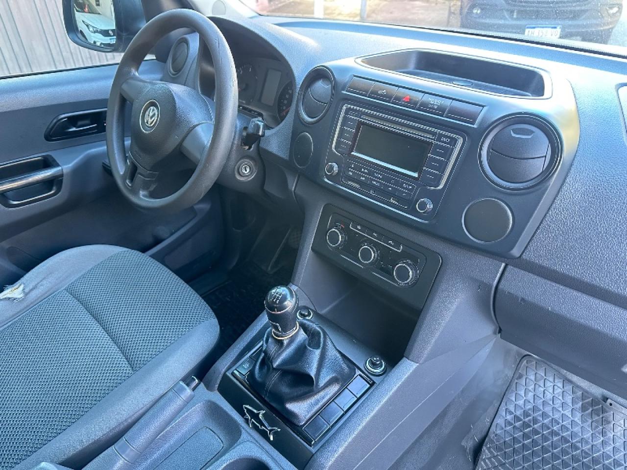 Foto de VOLKSWAGEN AMAROK Starline 4x2 S/C 2014, color blanco, en San Juan