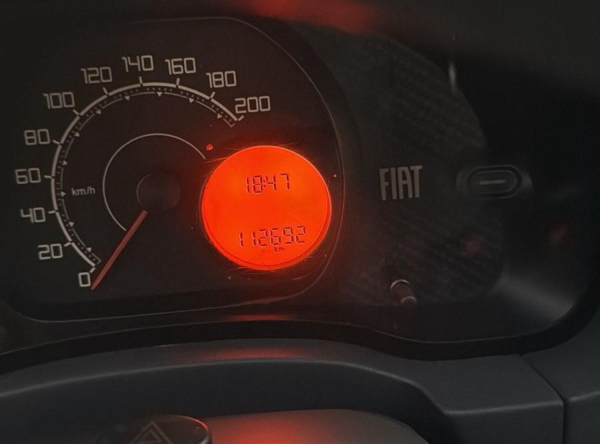 Foto de FIAT PALIO FIRE 1.4 2015, color plata, en San Juan