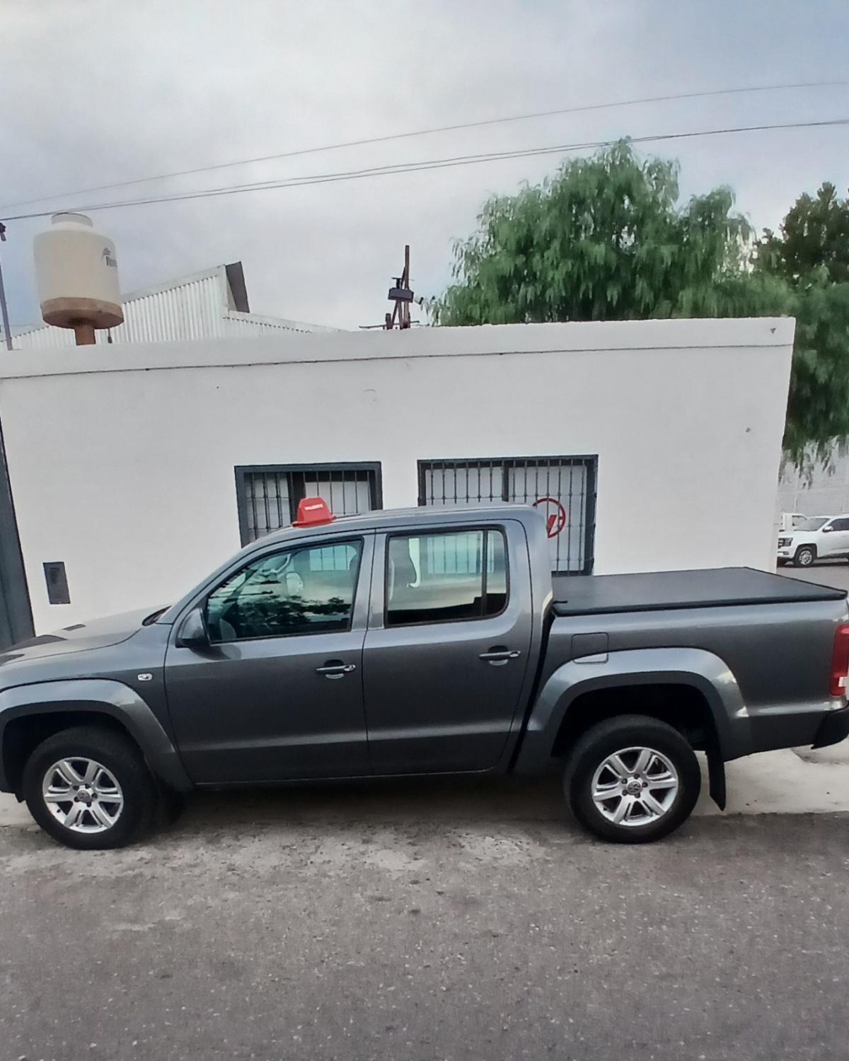 Foto de VOLKSWAGEN AMAROK Confort 2016, color sin color especificado, en San Juan