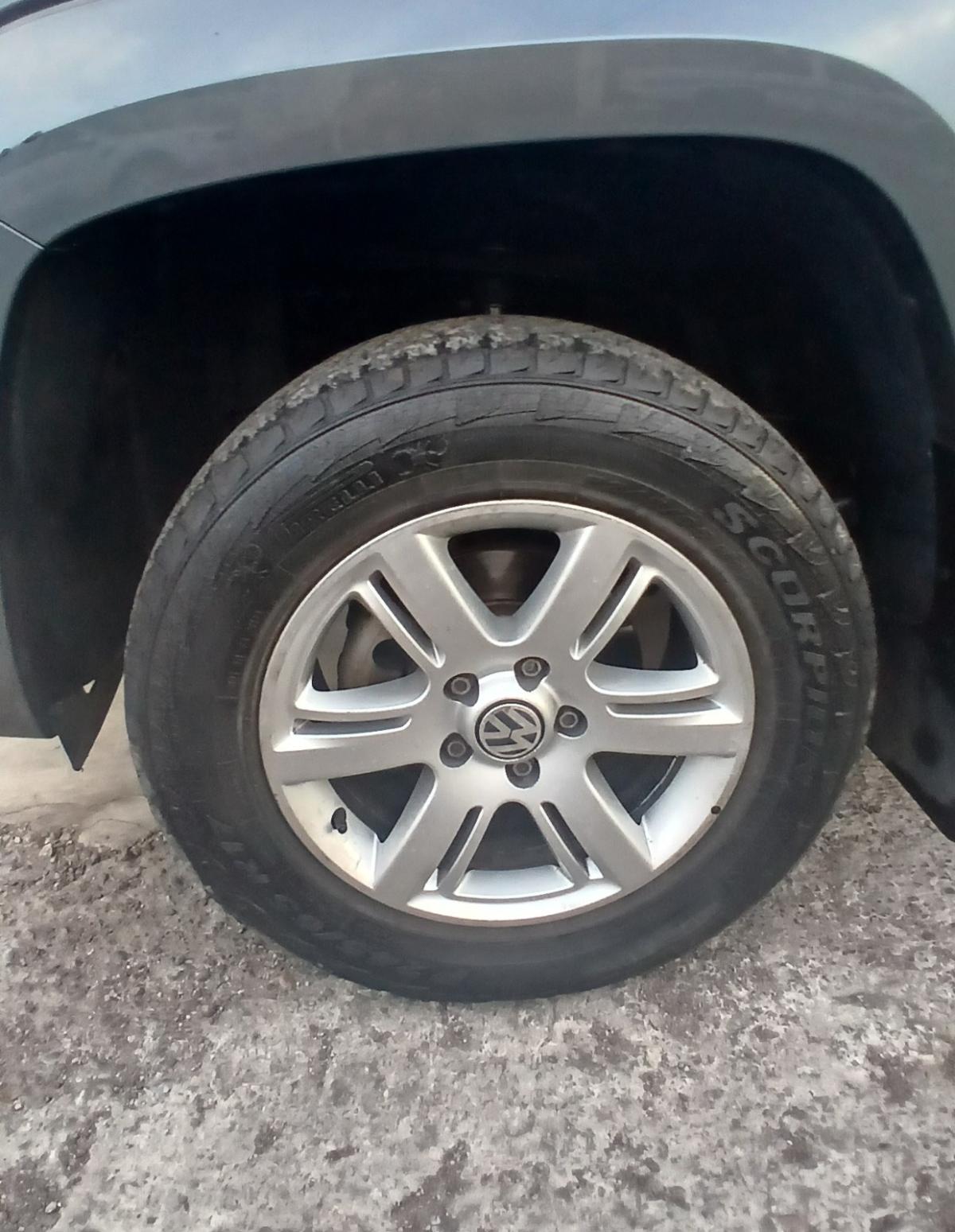 Foto de VOLKSWAGEN AMAROK Confort 2016, color sin color especificado, en San Juan