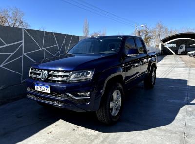 Foto de VOLKSWAGEN AMAROK HIGLINE 2.0 180HP 2022, color azul, en San Juan