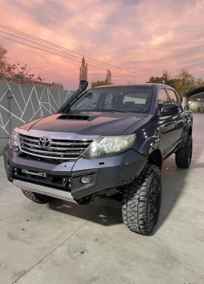 Miniatura de TOYOTA HILUX SRV
