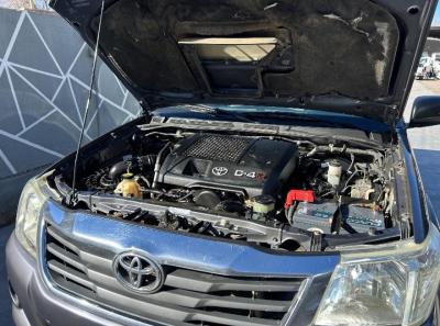 Miniatura de TOYOTA HILUX SR