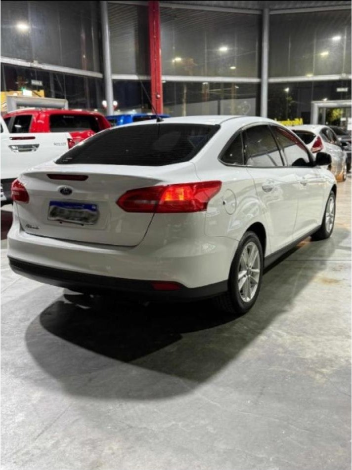 Foto de FORD FOCUS 1.6 nafta full 2017, color sin color especificado, en San Juan