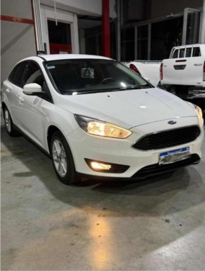 Miniatura de FORD FOCUS 1.6 nafta full