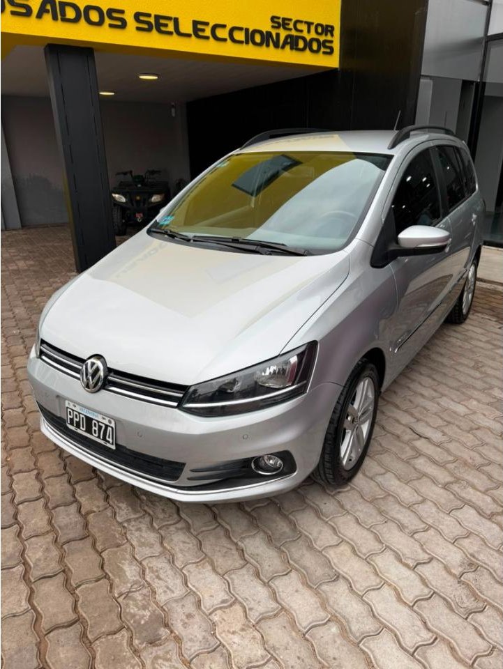 Foto de VOLKSWAGEN SURAN 1.6 Higland MT 2016, color sin color especificado, en San Juan