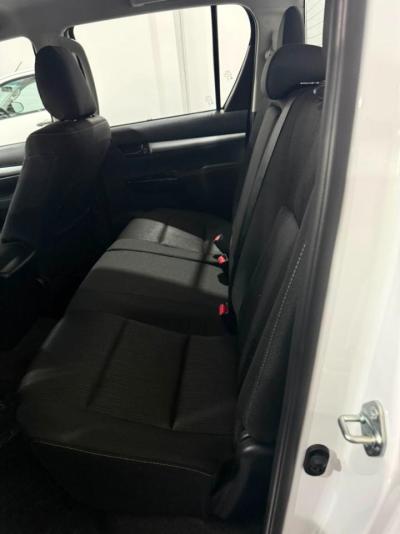 Miniatura de TOYOTA HILUX 4X4 Sr Tdi MT