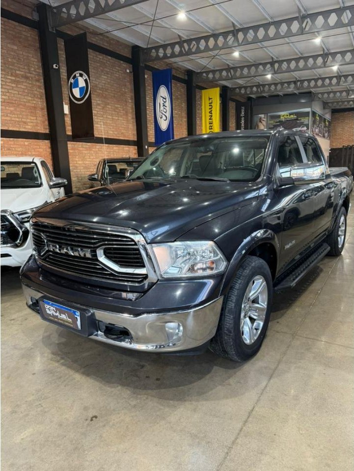 Foto de CHRYSLER / DODGE RAM RAM 1500 5.7 V8 LARAMIE 4X4 2021, color sin color especificado, en San Juan