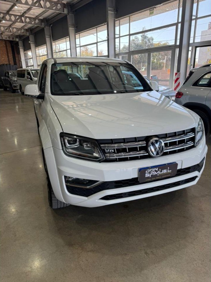Foto de VOLKSWAGEN AMAROK VOLKSWAGEN DC V6 EXTREME 3,0L 258CV TDI 4X4 AT 2021, color sin color especificado, en San Juan
