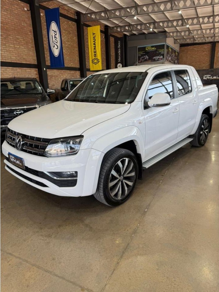 Foto de VOLKSWAGEN AMAROK VOLKSWAGEN DC V6 EXTREME 3,0L 258CV TDI 4X4 AT 2021, color sin color especificado, en San Juan