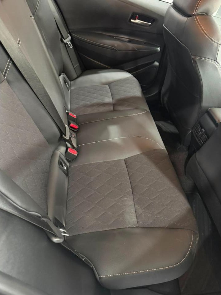 Foto de TOYOTA COROLLA 1,8 Xei Ecvt Hibrido 2026, color sin color especificado, en San Juan