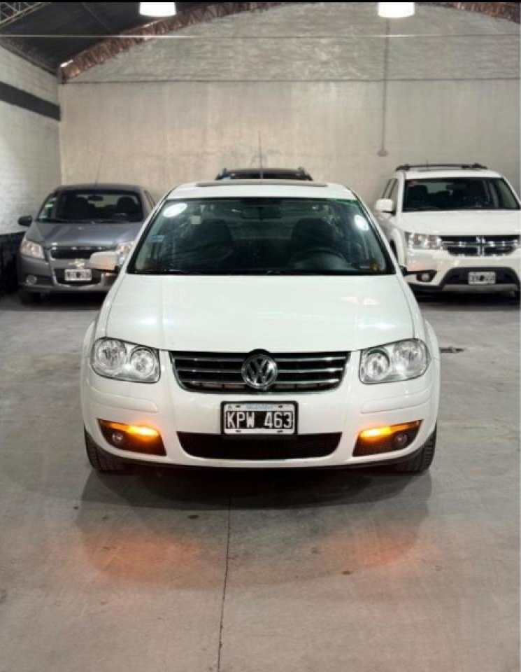 Foto de VOLKSWAGEN BORA Trendline TDI 2011, color sin color especificado, en San Juan