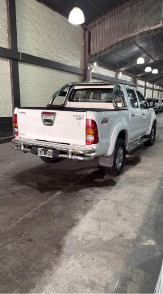 Foto de TOYOTA HILUX Srv 2011, color sin color especificado, en San Juan