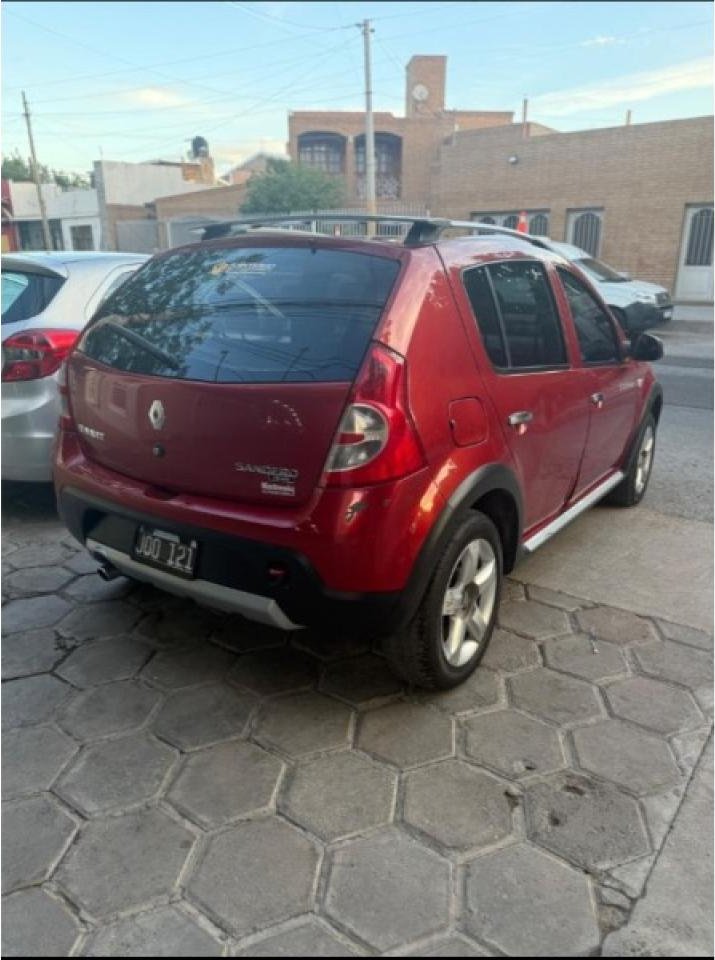 Foto de RENAULT SANDERO Stepway 2011, color sin color especificado, en San Juan
