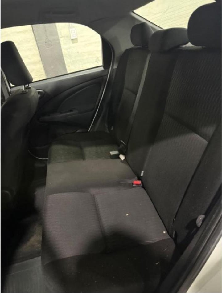 Foto de TOYOTA ETIOS Xls 2017, color sin color especificado, en San Juan