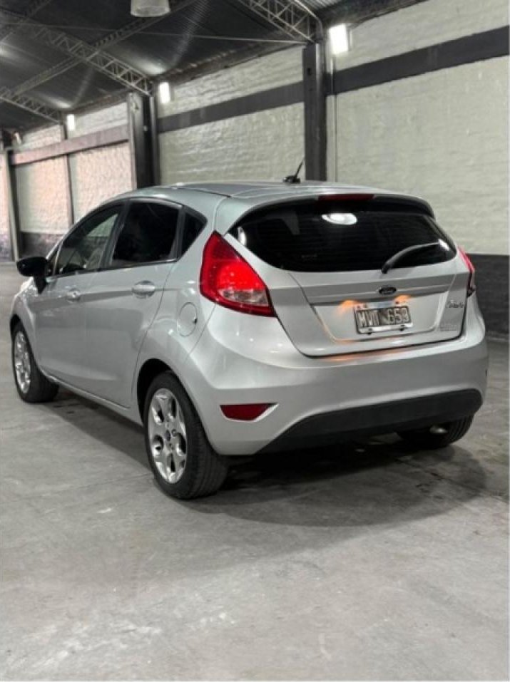 Foto de FORD FIESTA Fiesta Kinetic Titanium 2013, color sin color especificado, en San Juan
