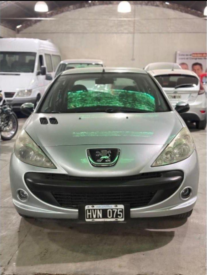Foto de PEUGEOT 207 Compact Allure 2009, color sin color especificado, en San Juan