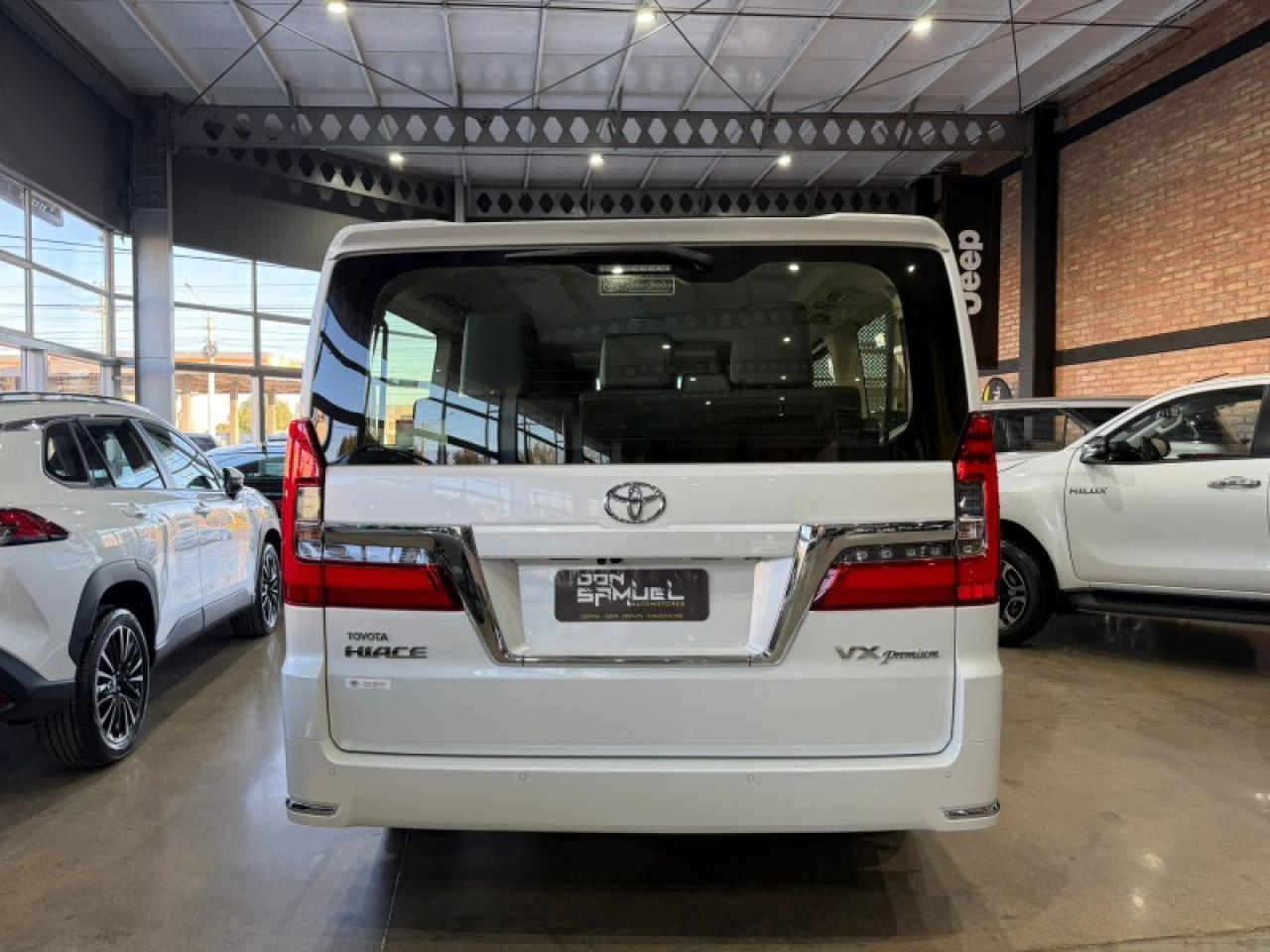 Foto de TOYOTA HIACE WAGON 2026, color sin color especificado, en San Juan