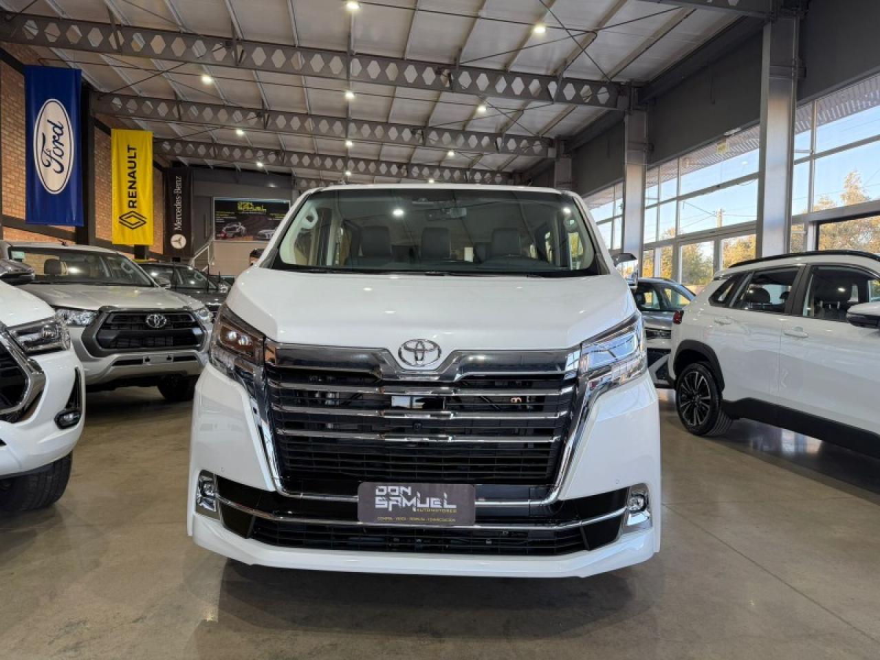 Foto de TOYOTA HIACE WAGON 2026, color sin color especificado, en San Juan