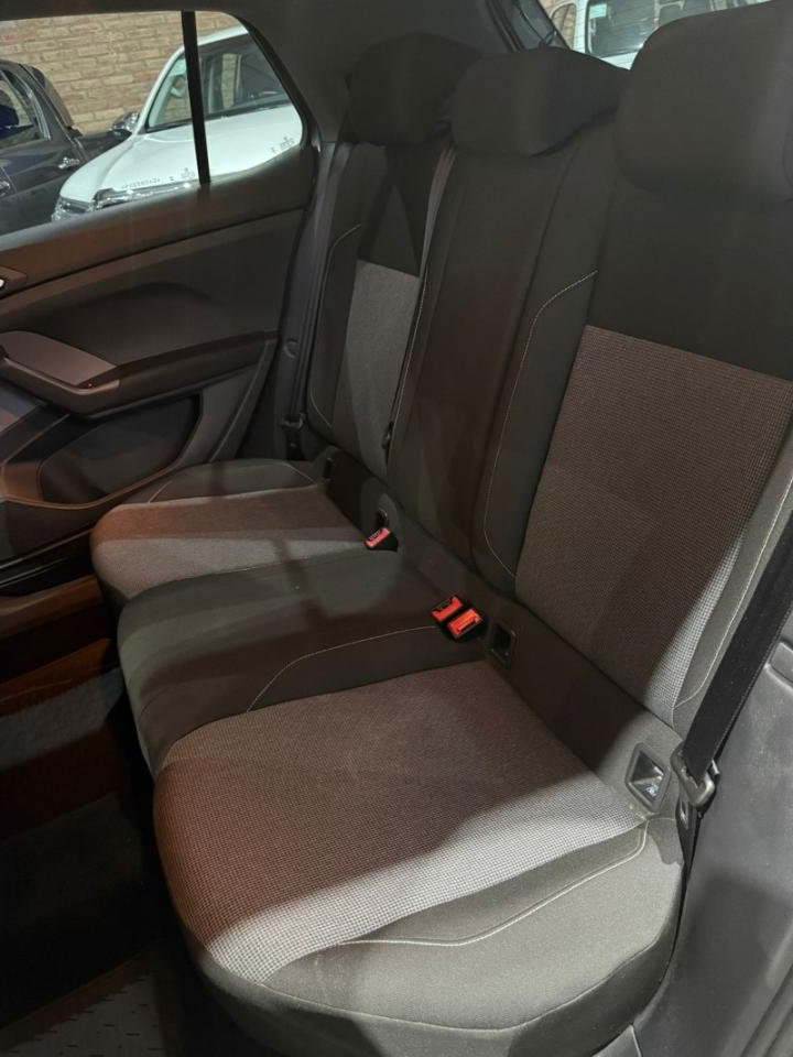 Foto de VOLKSWAGEN T-CROSS T-cross 1,0 200 Tsi Confortline At 2025, color sin color especificado, en San Juan