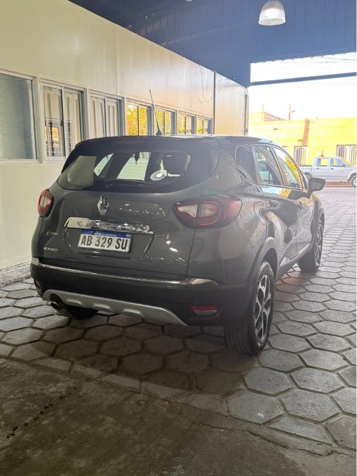 Foto de RENAULT CAPTUR Intens 2017, color sin color especificado, en San Juan