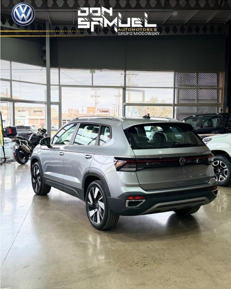 Foto de VOLKSWAGEN TAOS Highline 2026, color sin color especificado, en San Juan