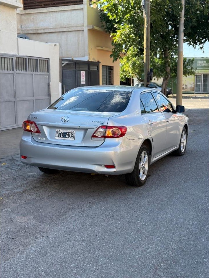 Foto de TOYOTA COROLLA Xei 2013, color sin color especificado, en San Juan