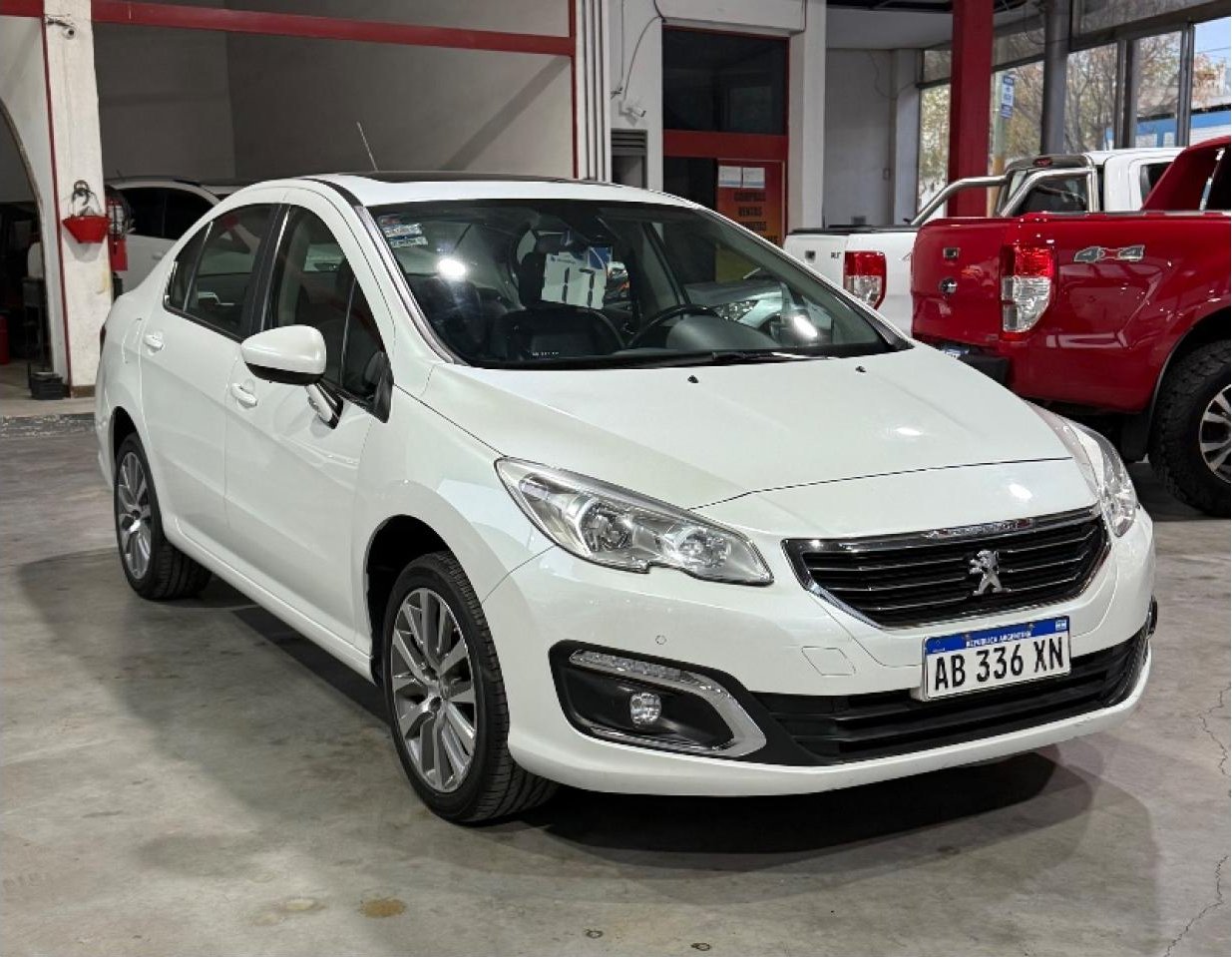 Foto de PEUGEOT 408 Feline 2017, color sin color especificado, en San Juan